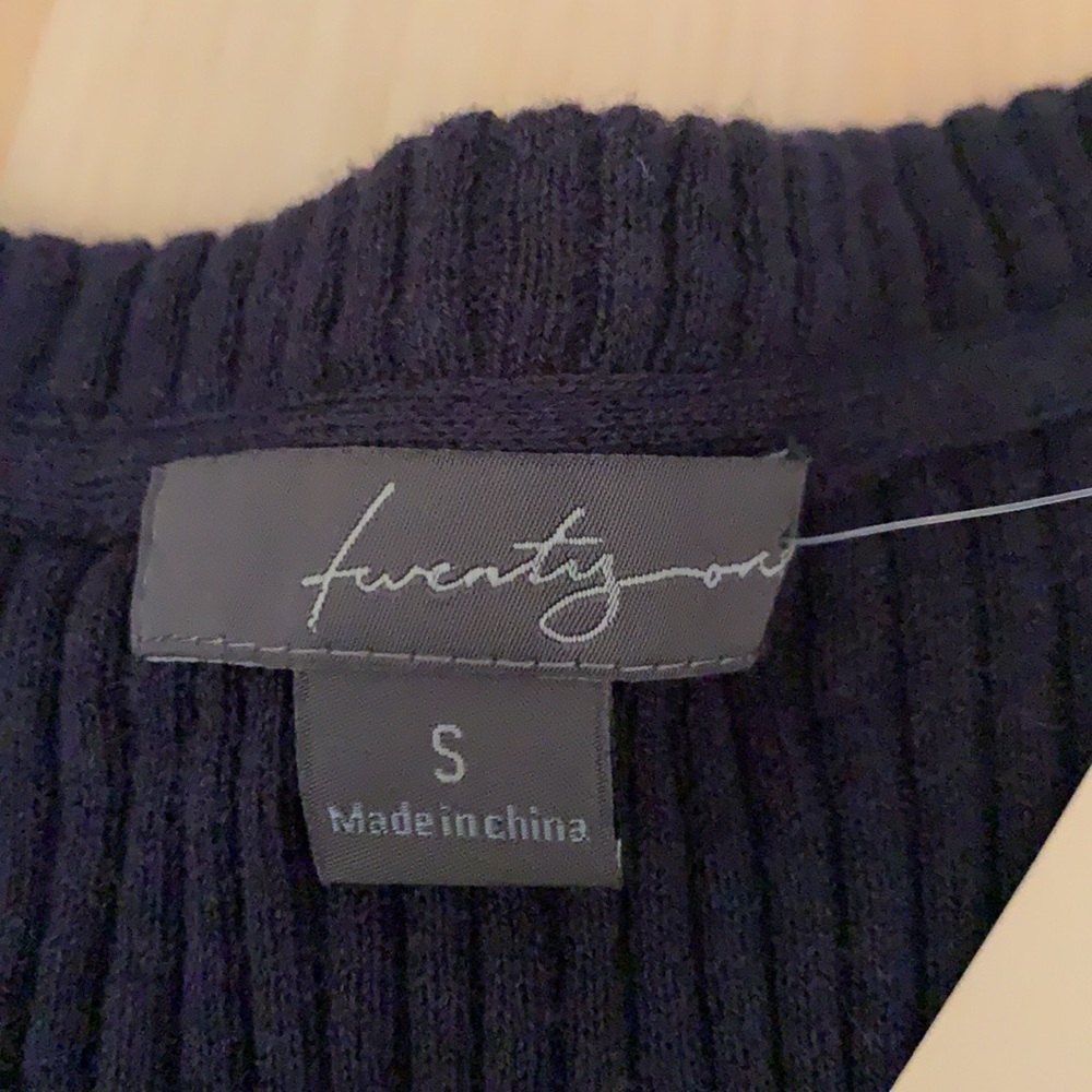 Forever 21 wool sweater, s - Picture 5 of 7